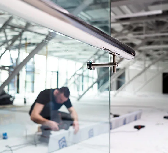 Sunny Isles Beach, FL highly skilled glass repair technicians
